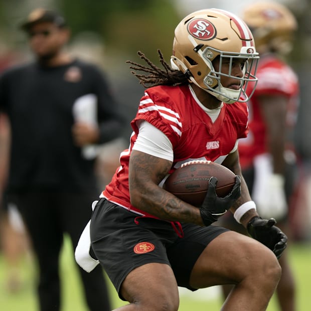 San Francisco 49ers running back Jordan James (29) runs a play from scrimmage during the second day of training camp.