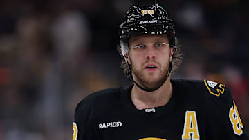 Carolina Hurricanes v Boston Bruins