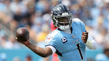 Los Angeles Rams v Tennessee Titans