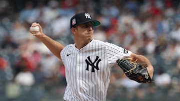 Philadelphia Phillies v New York Yankees