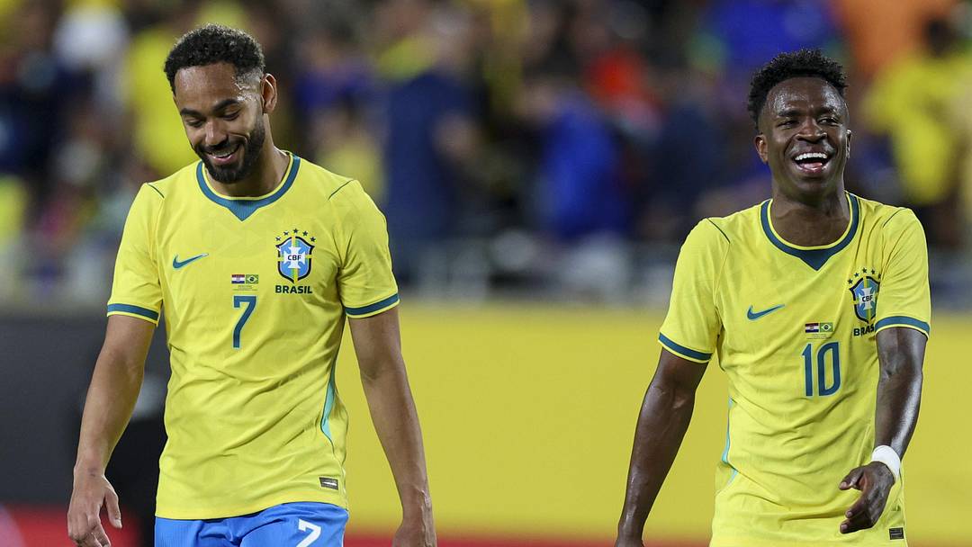Brazil forward Matheus Cunha and Vinícius Junior