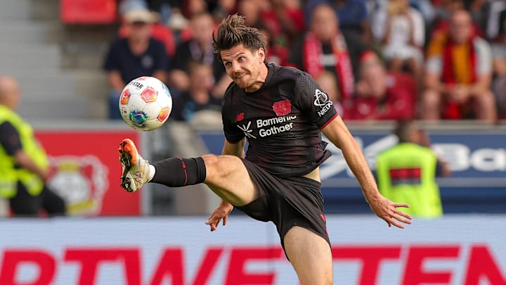Jonas Hofmann ist in Leverkusen weiter außen vor Jonas Hofmann ist in Leverkusen weiter außen vor