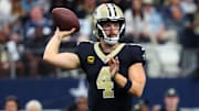 Carr led the Saints to a convincing 44–19 win over the Cowboys.