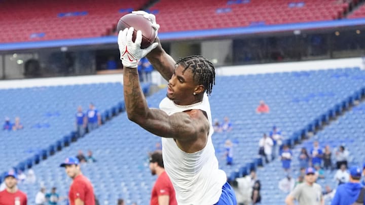 WATCH: Bills WR Keon Coleman separates from defense to score first NFL