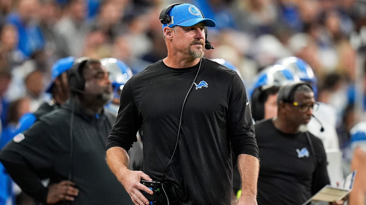 Tonton pidato pasca pertandingan Dan Campbell setelah menang atas Colts (video)