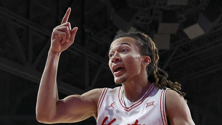 Houston Cougars guard Kingston Flemings (4) reacts after a play during the second half against the Middle Tennessee Blue Raiders at Fertitta Center, Dec 29, 2025.