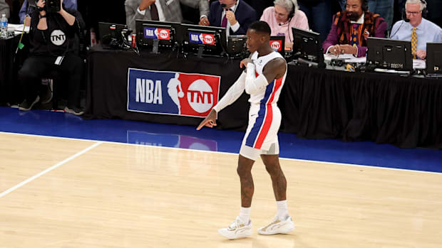 Dennis Schroder (17)