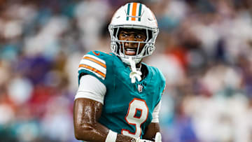 Miami Dolphins TE Jonnu Smith