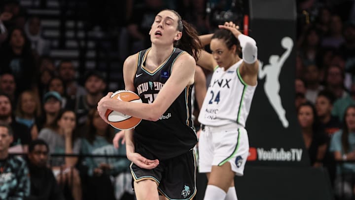 Breanna Stewart hit two free throws late in regulation to send Game 5 of the WNBA finals to overtime.