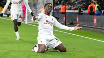 Wolverhampton Wanderers v Manchester United - Premier League