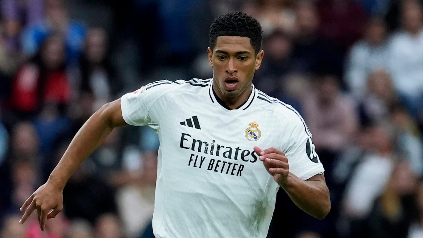 Barcelona, Real Madrid Confirm Squads for Title-Deciding El Clásico