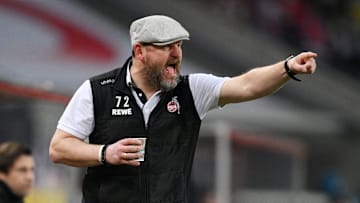 Muss im Derby auf Mark Uth verzichten: Steffen Baumgart