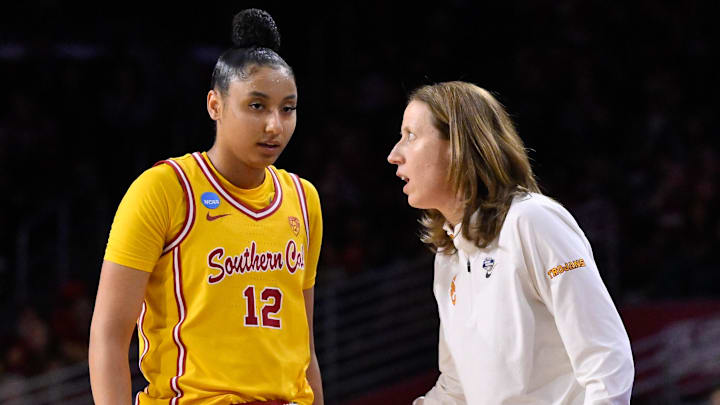 USC Coach Reveals How Caitlin Clark Has Helped JuJu Watkins Navigate Stardom