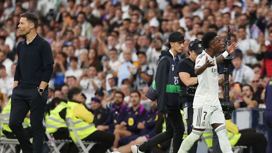 Xabi Alonso, Vinicius Junior