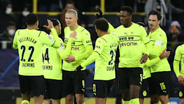 Da konnte sich die ganze Mannschaft freuen. Dortmund dominierte im letzten Champions-League-Spiel.