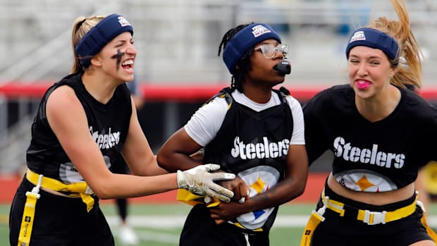 Pennsylvania flag football Steelers Eagles