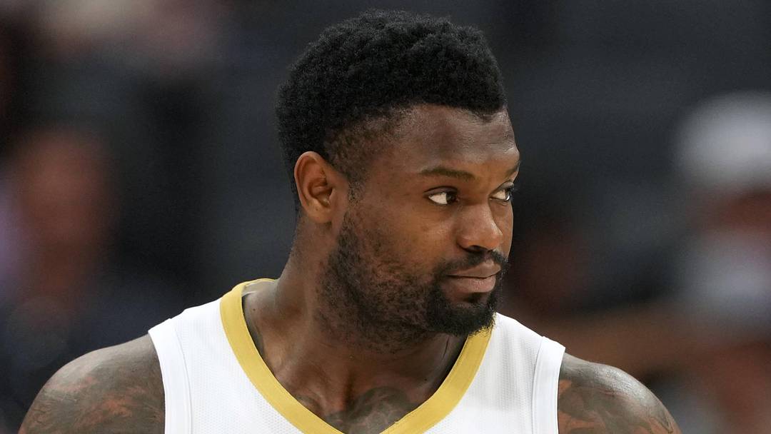 Apr 3, 2026; Sacramento, California, USA; New Orleans Pelicans forward Zion Williamson (1) during the first quarter against the Sacramento Kings at Golden 1 Center. Mandatory Credit: Darren Yamashita-Imagn Images