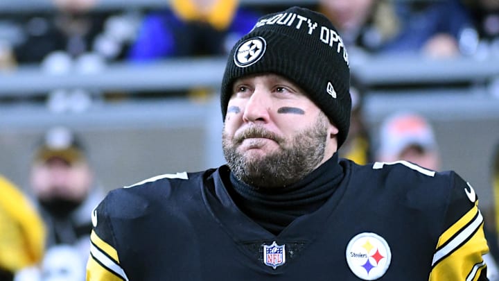 Pittsburgh Steelers quarterback Ben Roethlisberger (7)