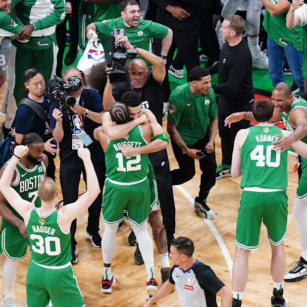 Jayson Tatum Oshae Brisset