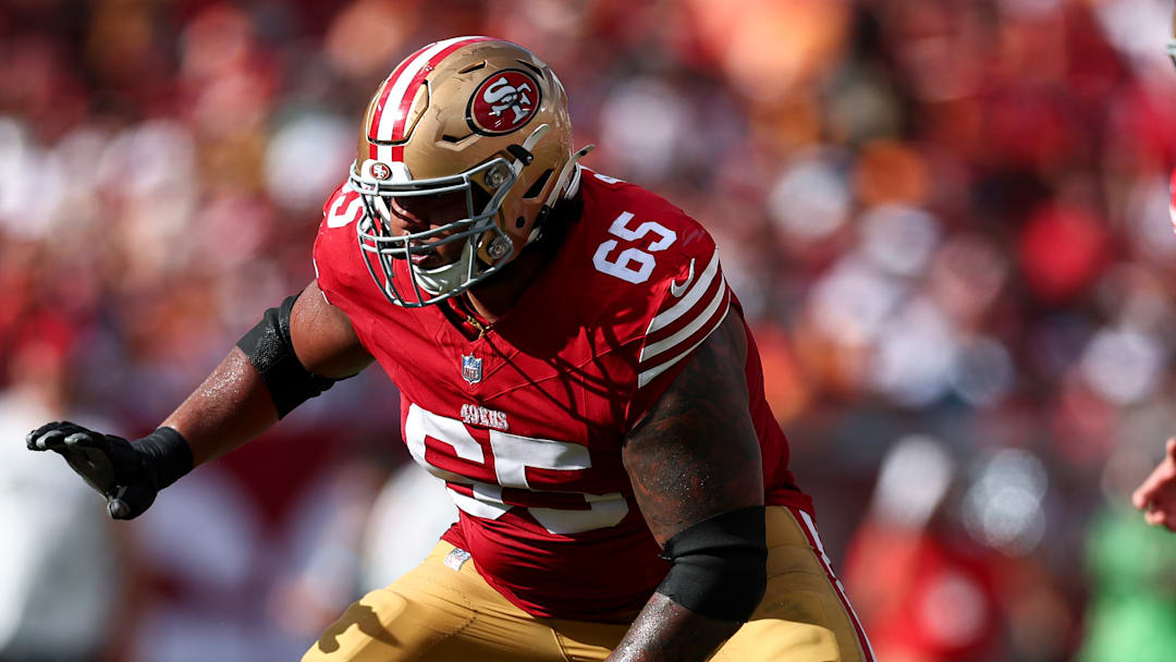 Offensive guard Aaron Banks during an NFL matchup between the San Francisco 49ers and Tampa Bay Buccaneers