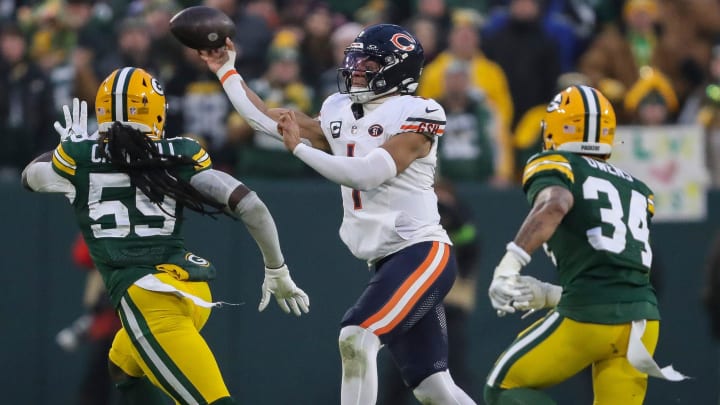 Chicago Bears quarterback Justin Fields (1) throws a pass against the Green Bay Packers on Sunday, January 7, 2024, at Lambeau Field in Green Bay, Wis. The Packers won the game, 17-9, to clinch an NFC playoff berth.
Tork Mason/USA TODAY NETWORK-Wisconsin