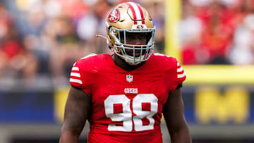 Free-agent DL Javon Hargrave