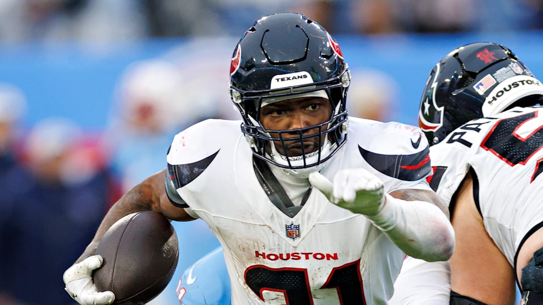 Houston Texans v Tennessee Titans