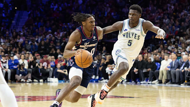 Tyrese Maxey facing the Timberwolves. 