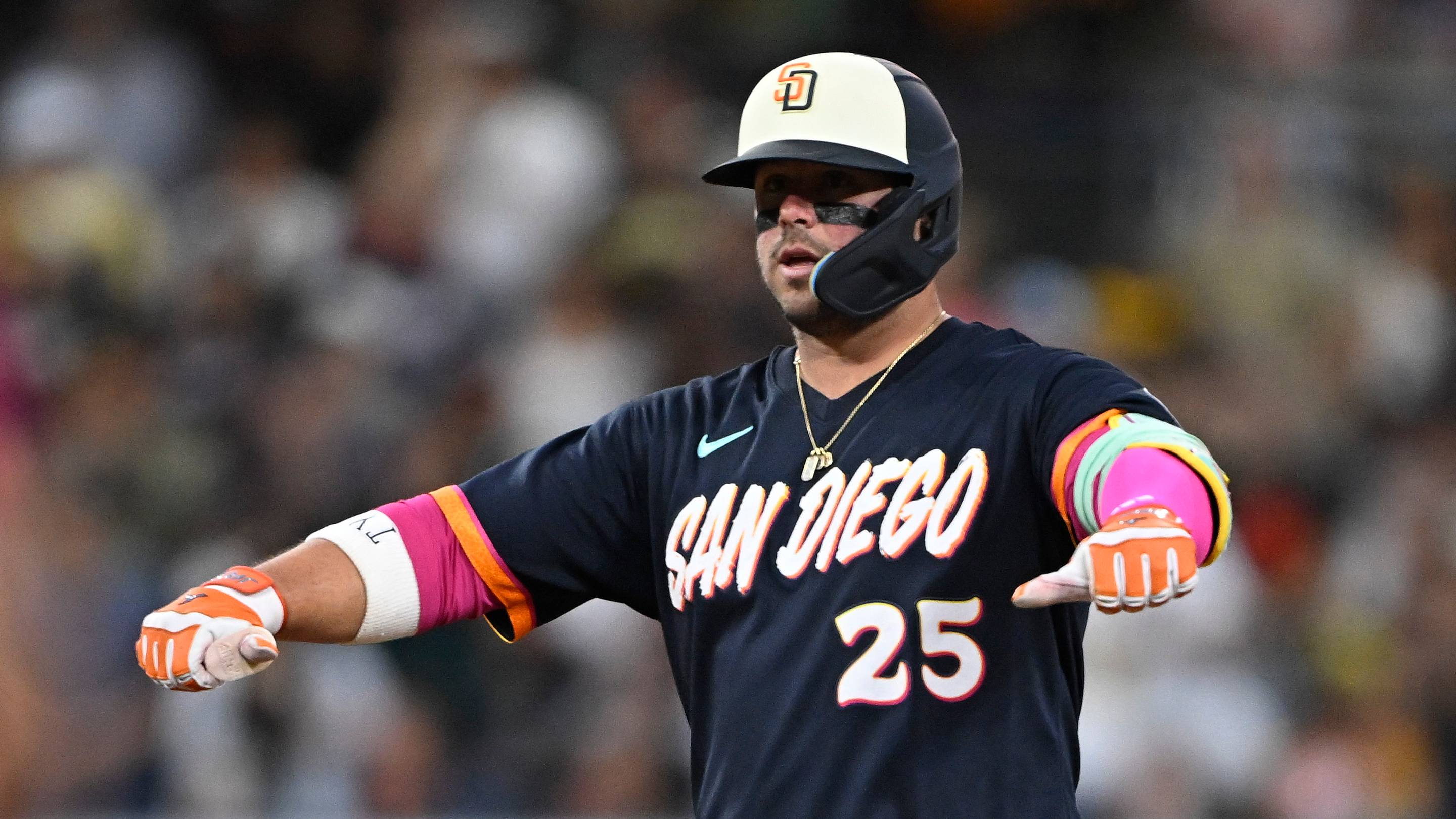 Padres’ Ty France, Freddy Fermin Gold Glove nods validate two overlooked moves