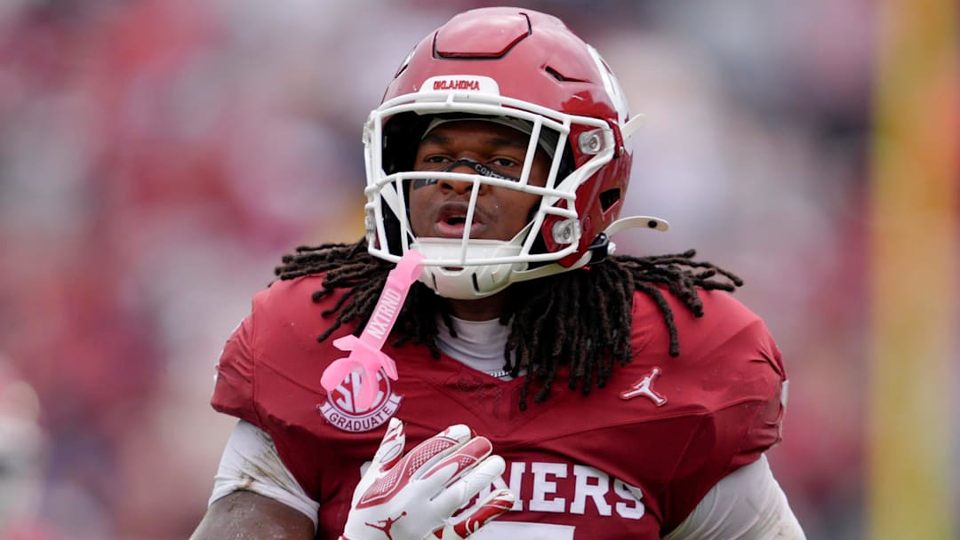 Oklahoma Sooners linebacker Kendal Daniels (5)