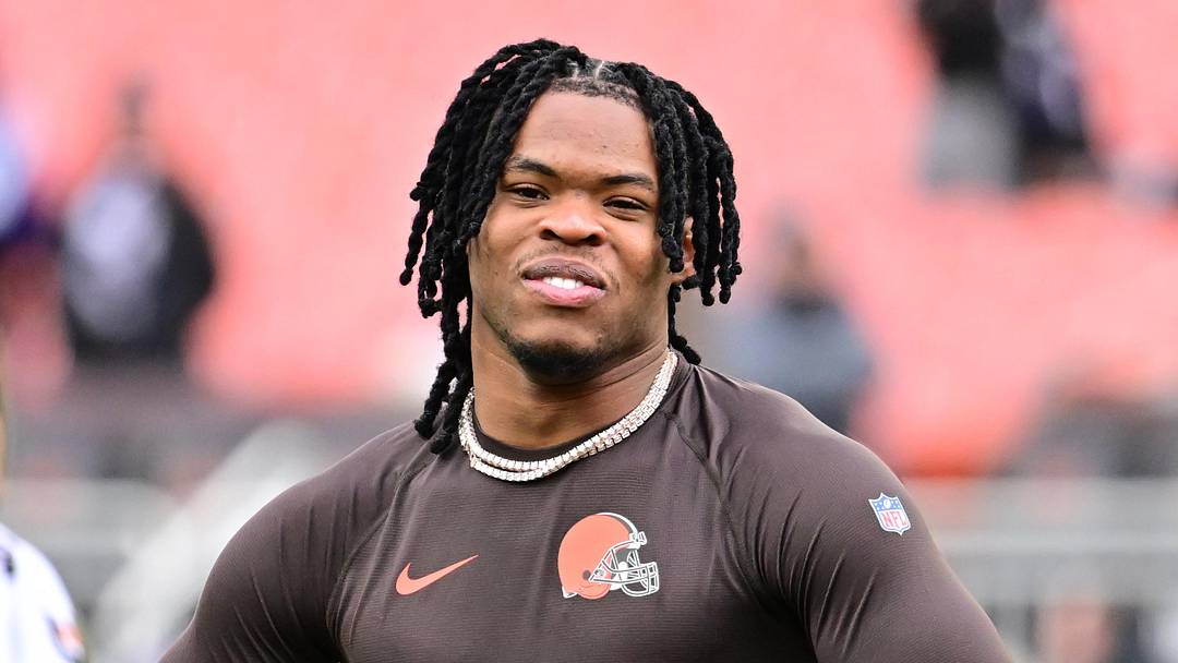 Cleveland Browns running back Quinshon Judkins