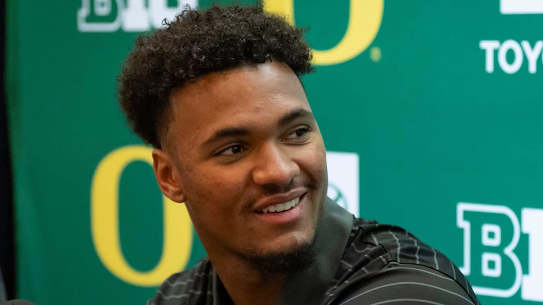 Oregon tight end Kenyon Sadiq talks with reporters during Oregon football’s Media Day on July 28, 2025, at Autzen Stadium in Eugene.