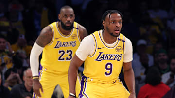 Minnesota Timberwolves v Los Angeles Lakers