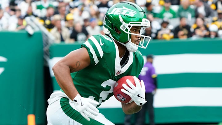 The Jets cut receiver Xavier Gipson after he fumbled the ball on Sunday. The Jets cut receiver Xavier Gipson after he fumbled the ball on Sunday.