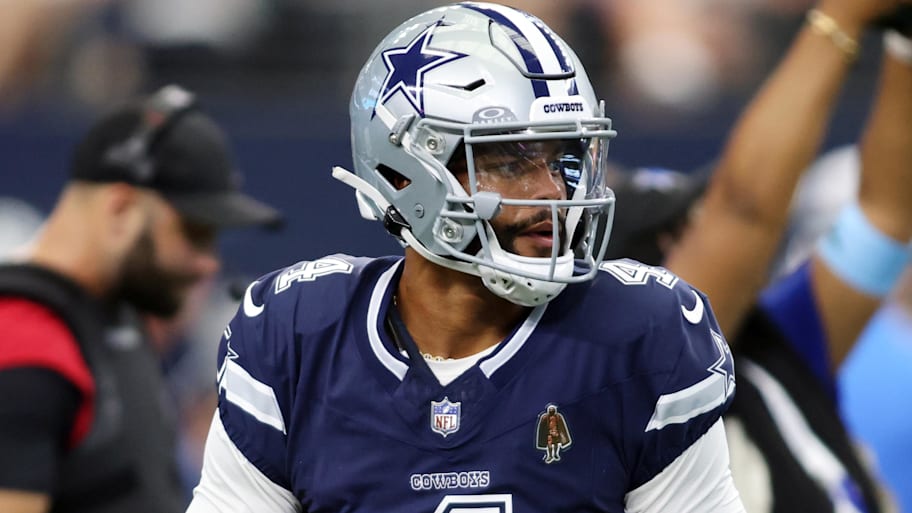 Best Dallas Cowboys player to wear jersey No. 4 Dak Prescott