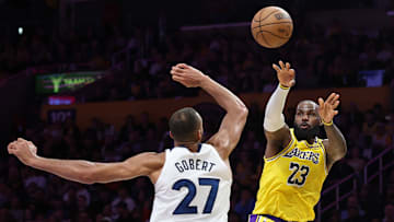 Los Angeles Lakers están teniendo una complicada serie de Playoffs de NBA ante Minnesota Timberwolves 