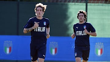 Nicolo Zaniolo and Sandro Tonali left the Italian training camp