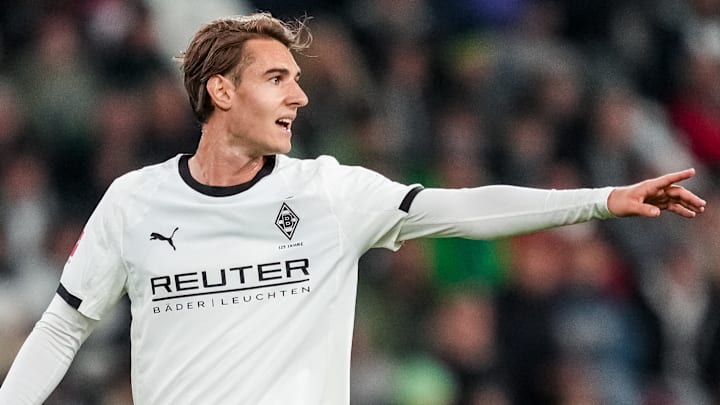 Florian Neuhaus spielt in Gladbach wieder eine nennenswerte Rolle Florian Neuhaus spielt in Gladbach wieder eine nennenswerte Rolle