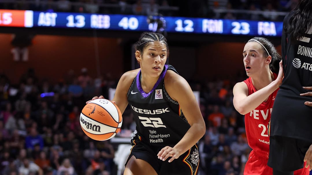 Connecticut Sun v Indiana Fever
