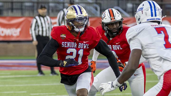 Jan 28, 2026; Mobile, AL, USA; American Team cornerback Ephesians Prysock (21) of Washington works on defense during American Senior Bowl practice at Hancock Whitney Stadium. Mandatory Credit: Vasha Hunt-Imagn Images