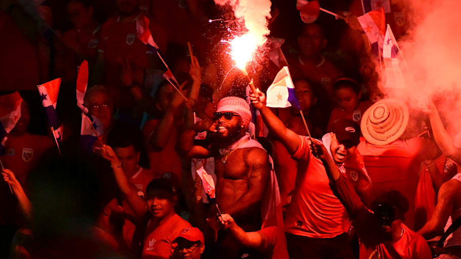 Panama fans