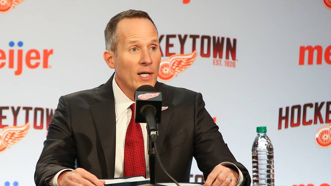 NHL: APR 19 Red Wings Introduce Steve Yzerman as New General Manager