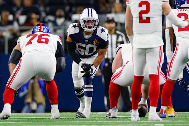 Dallas Cowboys linebacker Eric Kendricks (50) lines up against the New York Giants.