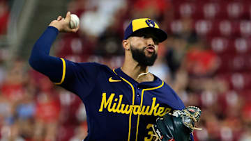 Milwaukee Brewers v Cincinnati Reds
