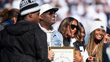 Penn State legendary linebacker LaVar Arrington is honored on the field ahead of his December induction to the College Football Hall of Fame at Beaver Stadium on Saturday, Oct. 29, 2022, in State College.

Hes Dr 102922 Psuosu