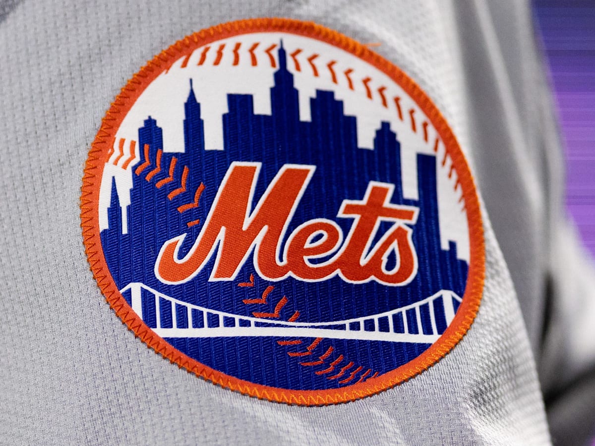 90s USA製 MLB NEW YORK Mets ペナント チームロゴ 90s USA製 MLB NEW YORK Mets ペナント チームロゴ - メルカリ
