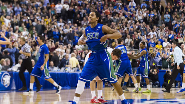 FGCU guard Sherwood Brown celebrates after defeating San Diego State in the NCAA tournament.