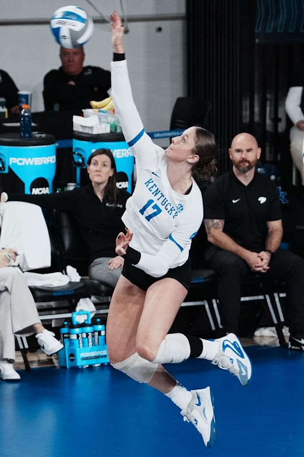 Kentucky's Brooklyn DeLeye returns after a breakout sophomore campaign where she was named an AVCA First Team All-American.