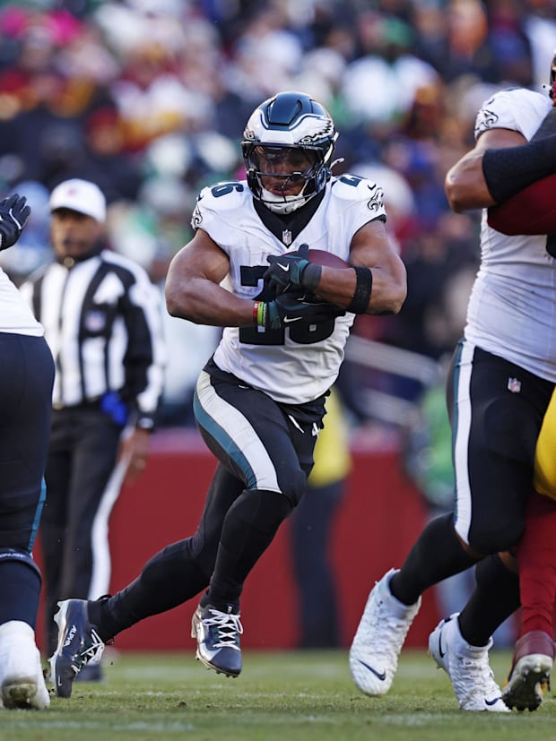 Philadelphia Eagles running back Saquon Barkley (26).