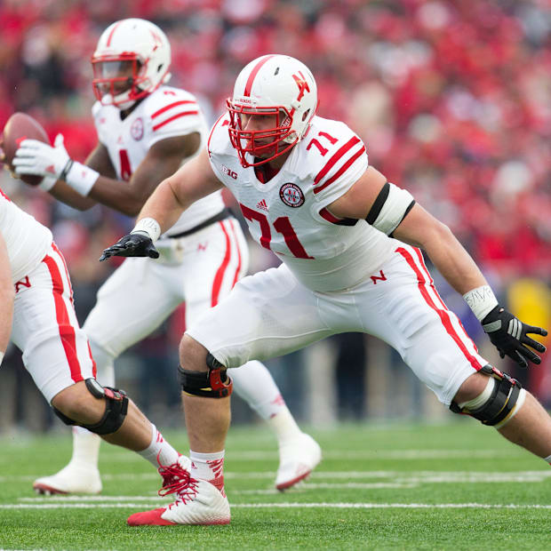 Nebraska Cornhuskers offensive lineman Alex Lewis (71) during the 2014 game against the Wisconsin Badgers.